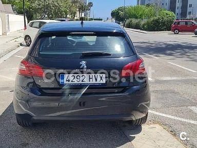 Usado Peugeot 308 Allure 115 CV (84 kW) 2014 Negro Berlina