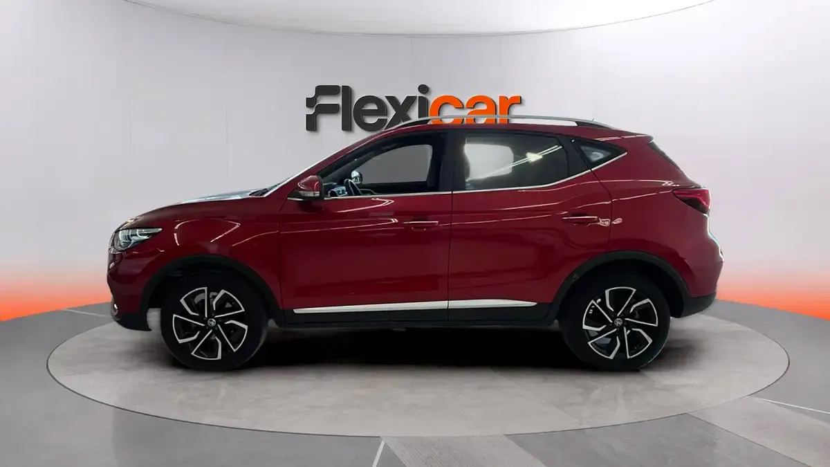 Usado MG ZS Luxury 106 CV (77 kW) 2025 Rojo SUV