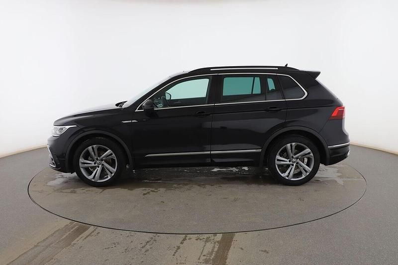 Usado VW Tiguan R-line 150 CV (110 kW) 2022 Negro SUV