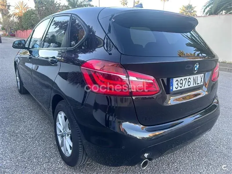 Usado BMW 218 136 CV (100 kW) 2018 Negro Familiar