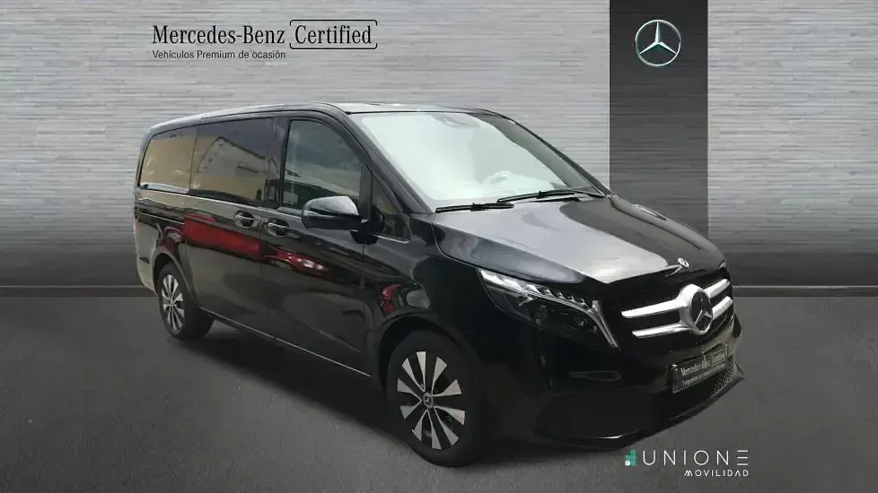 Usado Mercedes V250 190 CV (139 kW) 2023 Negro Monovolumen