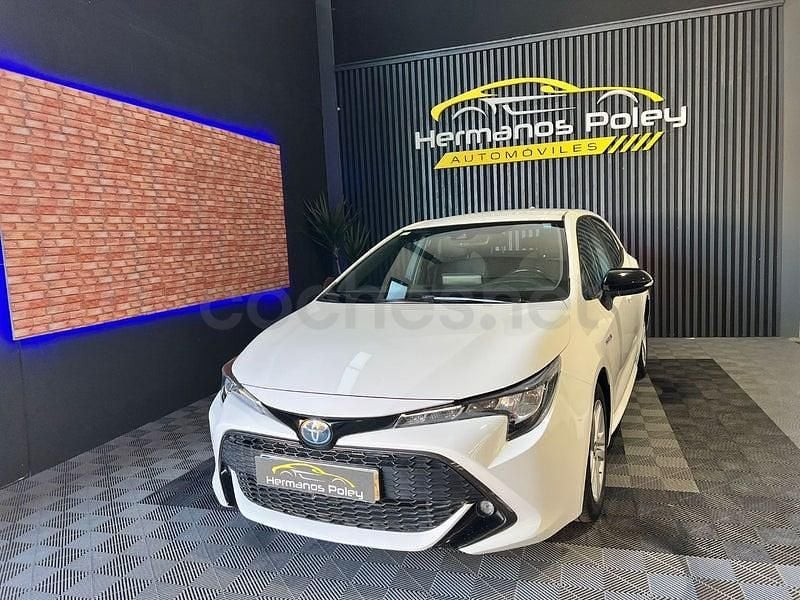 Usado Toyota Corolla Active 122 CV (89 kW) 2020 Blanco Berlina