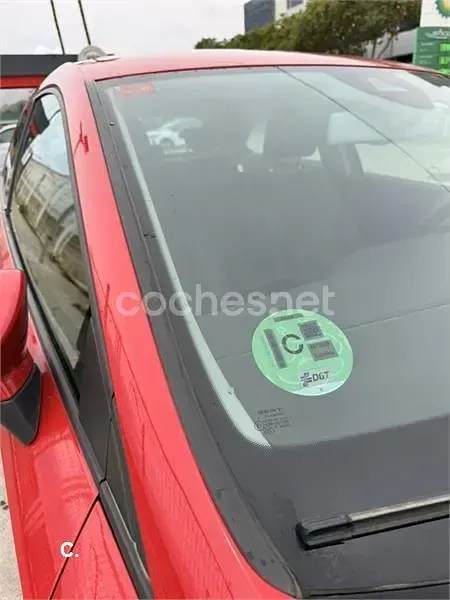 Usado Seat Leon SC I-Tech 122 CV (89 kW) 2014 Rojo Utilitario
