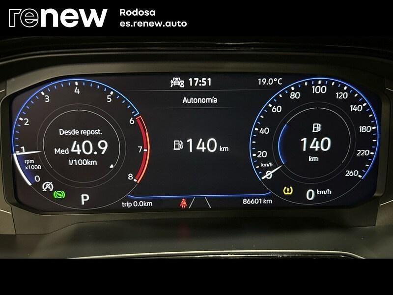 Usado VW Taigo Life 110 CV (80 kW) 2022 Gris SUV