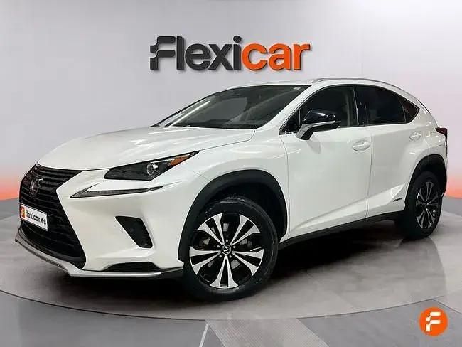 Usado Lexus NX300h 197 CV (144 kW) 2021 Blanco SUV