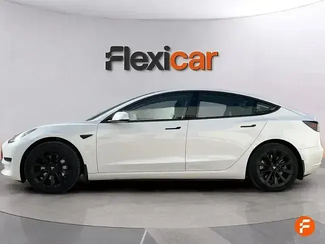 Usado Tesla Model 3 RWD 225 kW (306 CV) 2021 Blanco Berlina