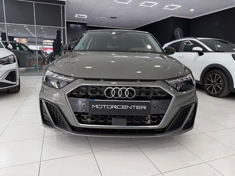 Usado Audi A1 Sportback S-Line 110 CV (80 kW) 2021 Gris / plata Utilitario