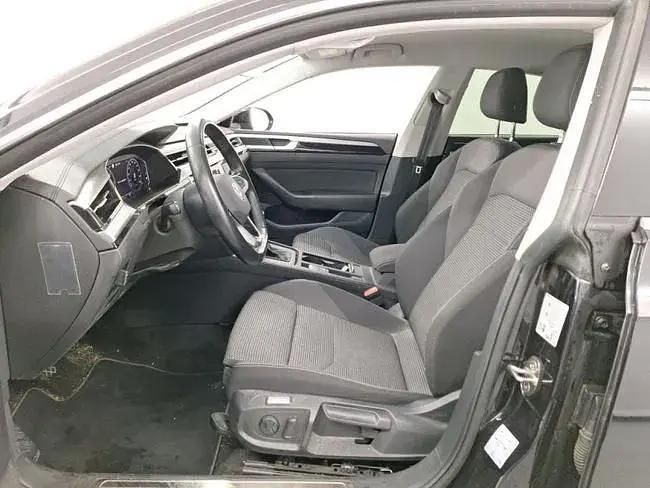 Usado VW Arteon 150 HP (110 kW) 2021 Preto Sedan