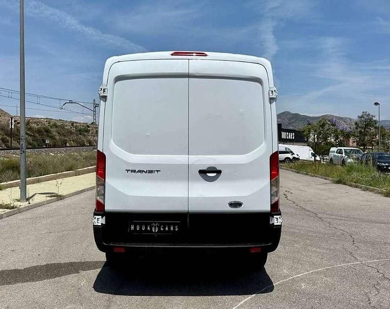 Usado Ford Transit Trend 129 CV (94 kW) 2018 Blanco Van