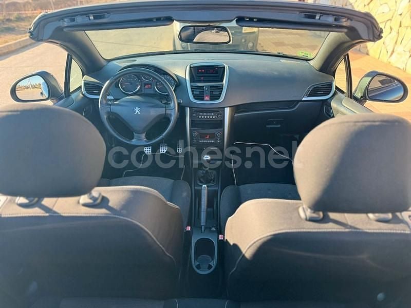 Usado Peugeot 207 CC 120 CV (88 kW) 2012 Azul Descapotable