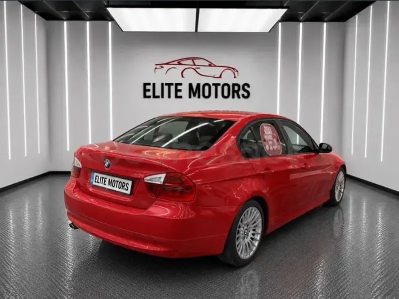 Usado BMW 320 150 CV (110 kW) 2005 Rojo Berlina