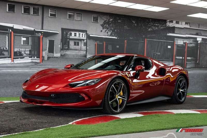 Rojo Usado 2023 Ferrari 296 Coupe | 344.999 € - Imagen 1/4