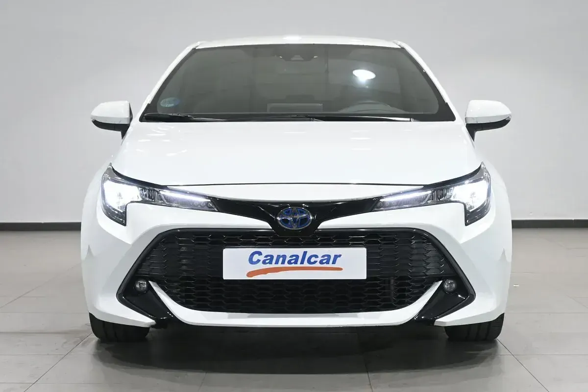 Usado Toyota Corolla Active 140 CV (102 kW) 2023 Blanco Utilitario