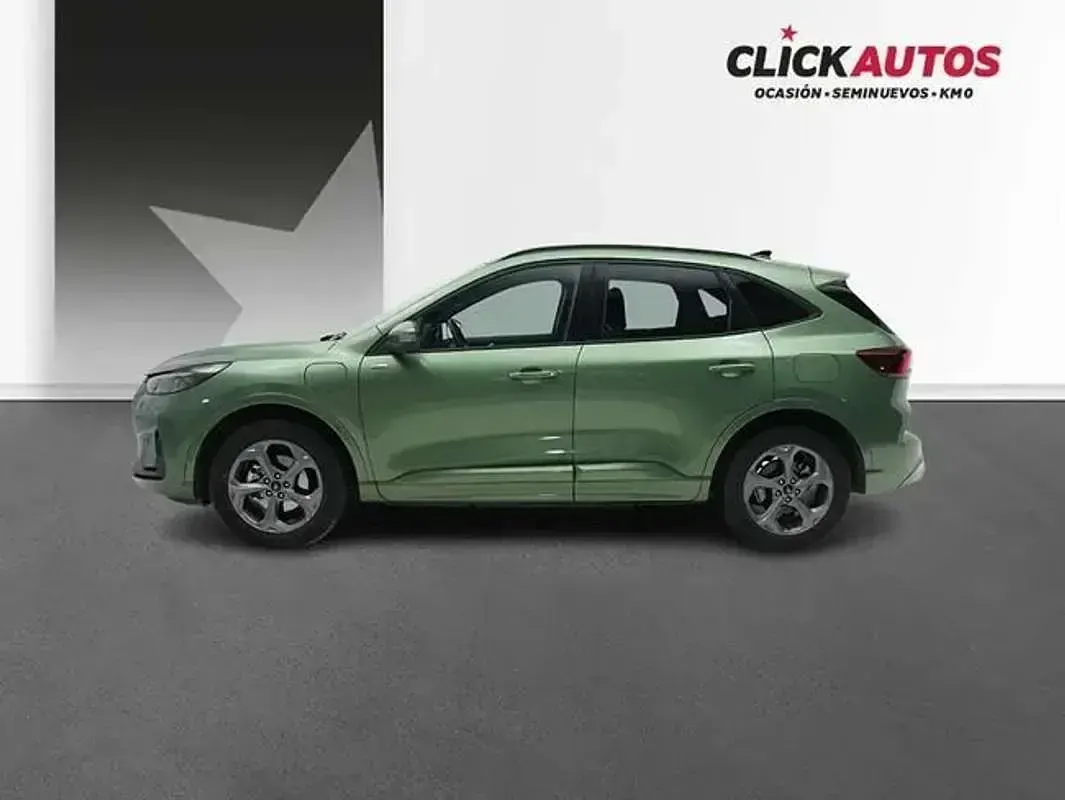 Usado Ford Kuga ST-Line 243 CV (178 kW) 2025 Verde SUV