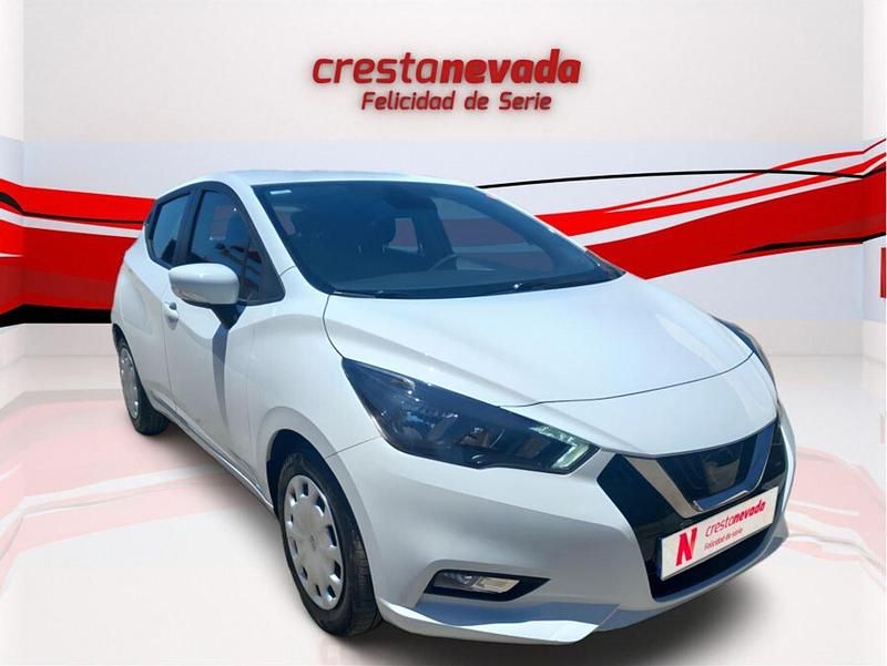 Usado Nissan Micra Acenta 92 CV (67 kW) 2023 Amarillo