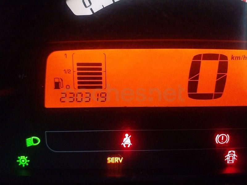 Usado Citroën C3 75 CV (55 kW) 2008 Azul Berlina