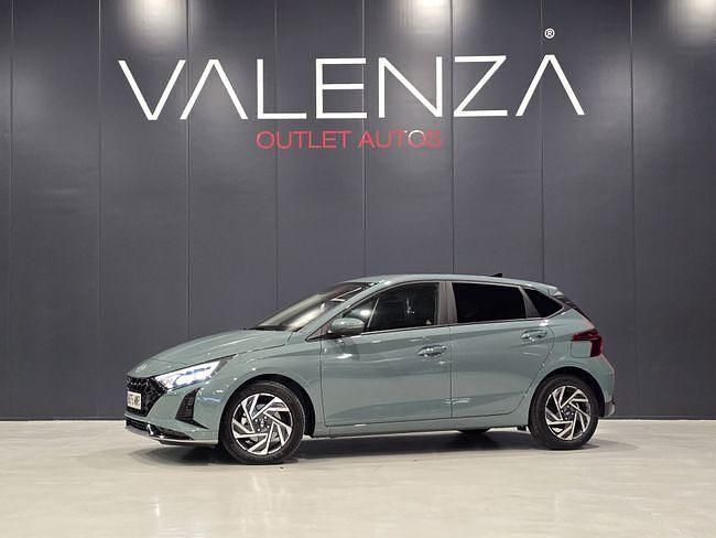 Verde Usado 2024 Hyundai i20 | 19.900 € (Caro) - Imagen 1/4