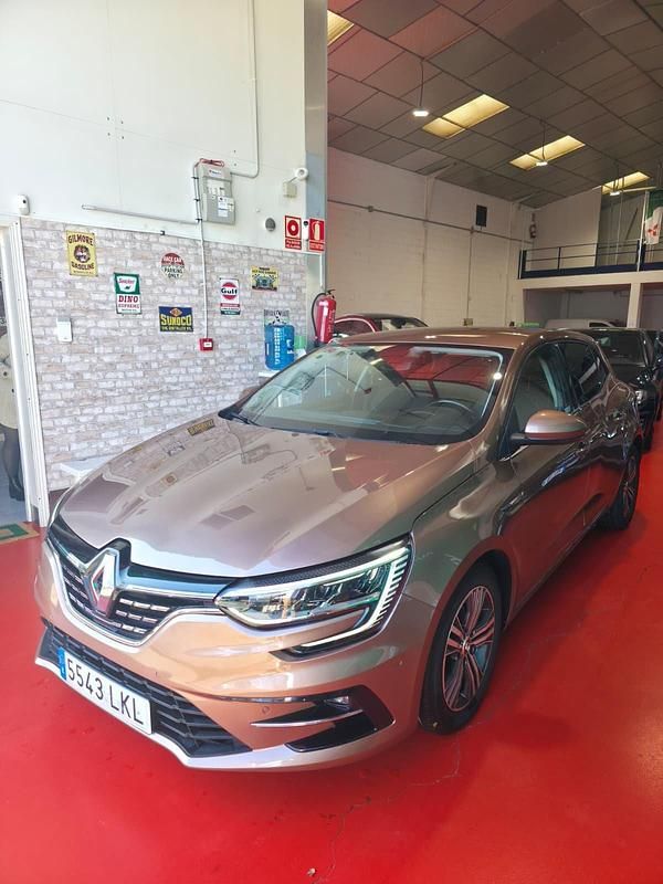 Usado Renault Mégane Cabriolet 116 CV (85 kW) 2020 Dorado Descapotable