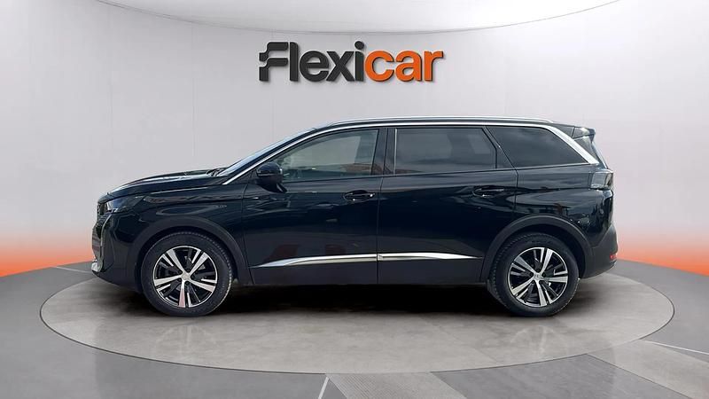 Usado Peugeot 5008 Allure 131 CV (96 kW) 2024 Negro Monovolumen