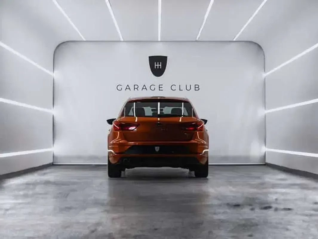 Usado Seat Leon ST FR 150 CV (110 kW) 2018 Naranja Familiar