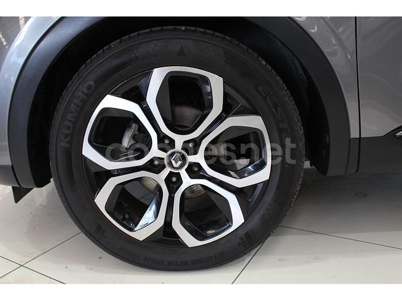 Usado Renault Arkana Zen 140 CV (102 kW) 2022 Gris / plata SUV