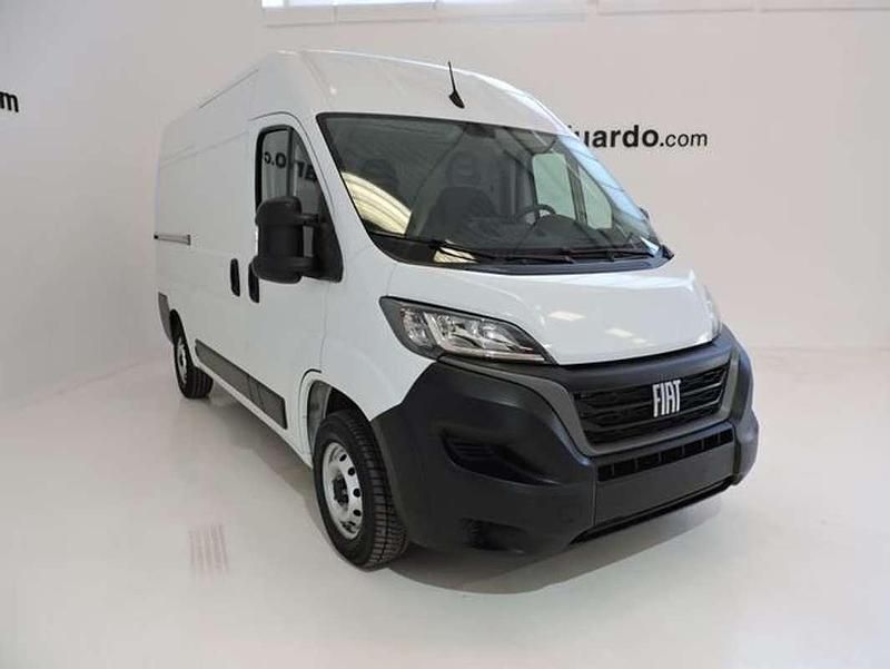 Usado Fiat Ducato 120 CV (88 kW) 2022 Blanco Van