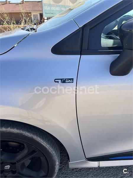 Gris / plata Usado 2017 Renault Clio IV LIMITED Berlina | 8800 € (Precio justo) - Imagen 1/1