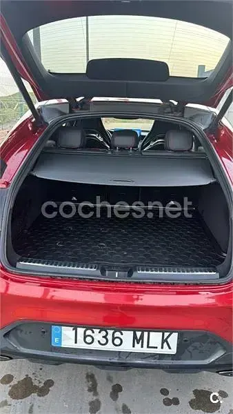 Usado Mercedes C43 AMG 367 CV (269 kW) 2018 Rojo Familiar