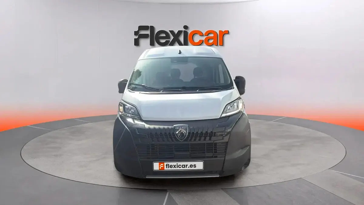 Usado Peugeot Boxer 120 CV (88 kW) 2025 Blanco Van