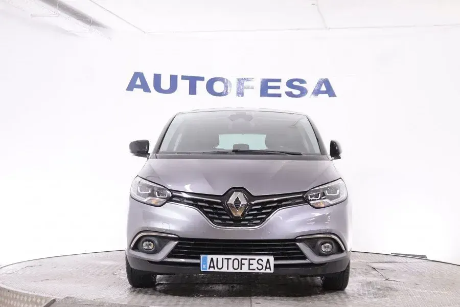 Usado Renault Scénic Intens 120 CV (88 kW) 2020 Gris titanio