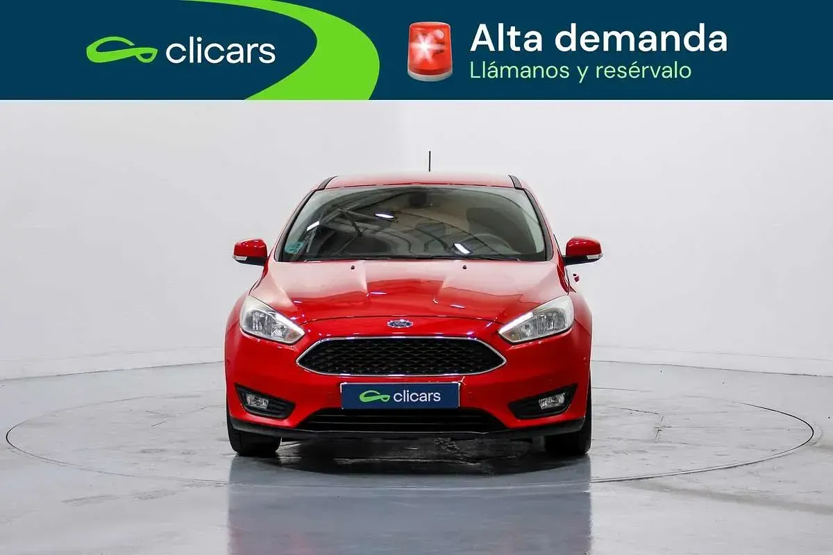 Usado Ford Focus Trend+ 125 CV (91 kW) 2018 Blanco Utilitario