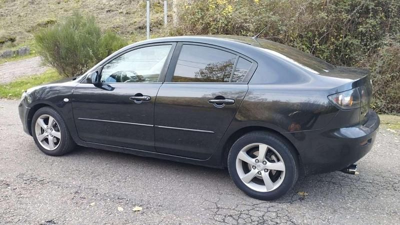 Brugt Mazda 3 Sportive 109 HK (80 kW) 2005 Sort Hatchback