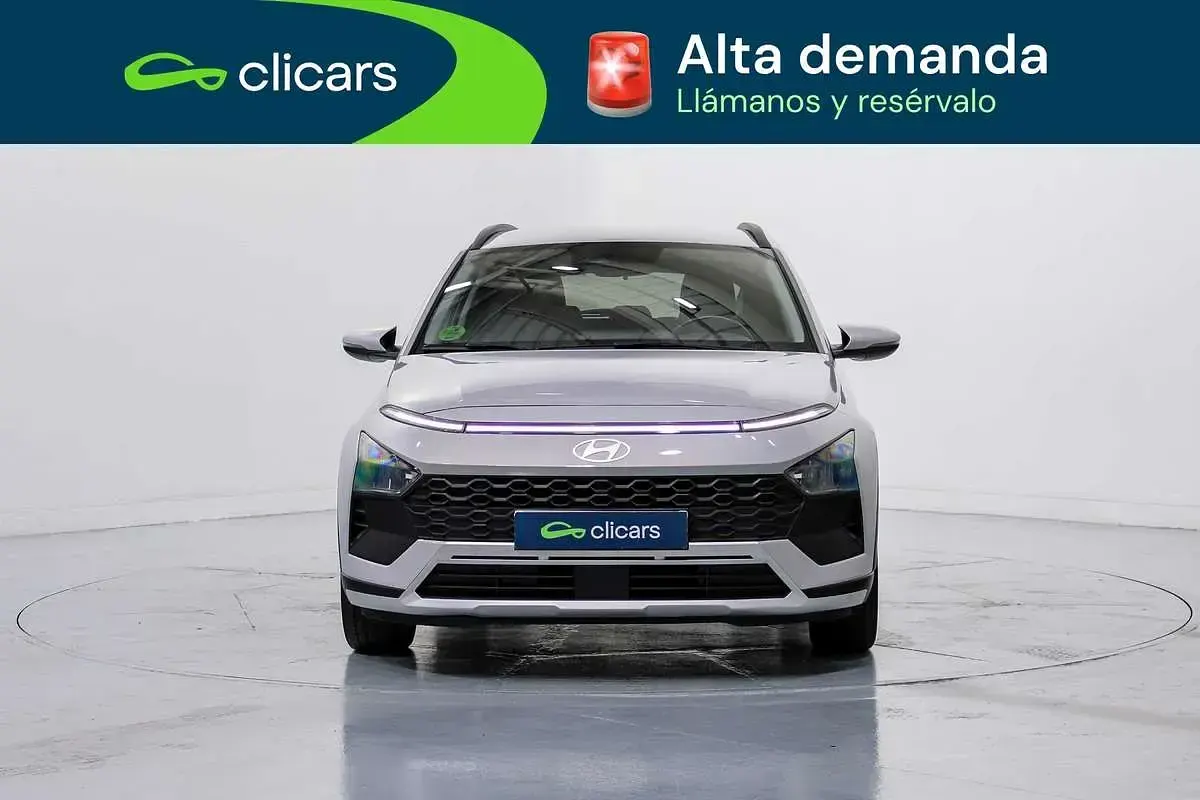 Usado Hyundai Bayon 80 CV (58 kW) 2024 Blanco SUV