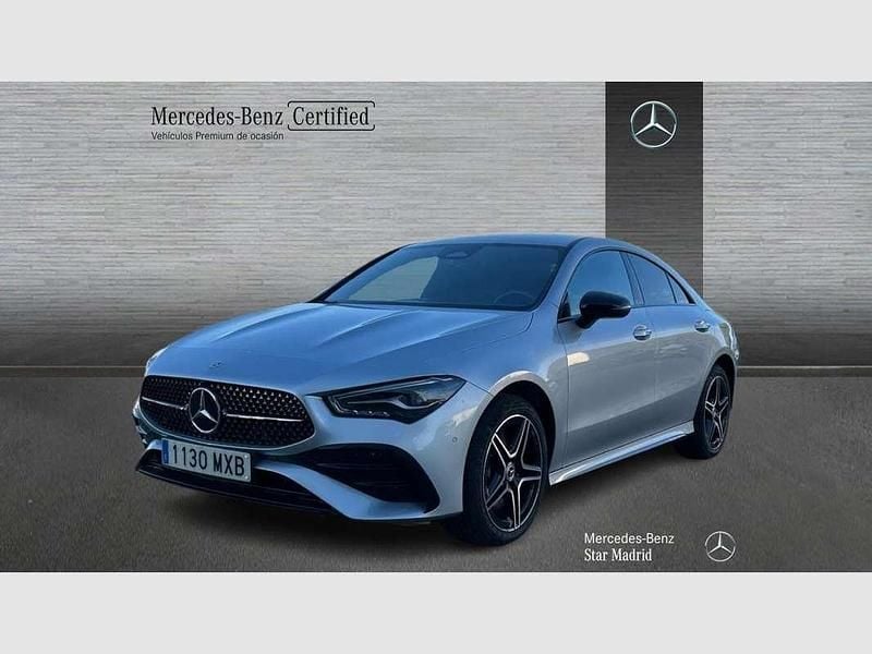 Usado Mercedes CLA250e 218 CV (160 kW) 2024 Plateado Berlina