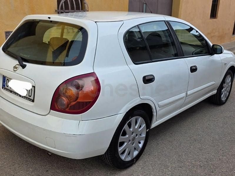 Usado Nissan Almera Visia 98 CV (72 kW) 2006 Blanco Berlina