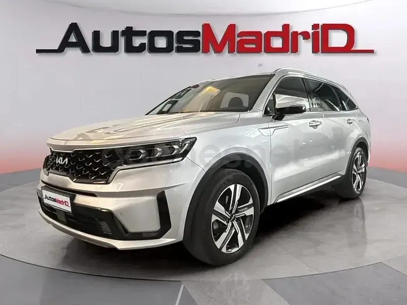 Usado Kia Sorento 265 CV (194 kW) 2023 Gris / plata SUV