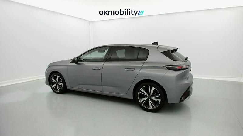 Usado Peugeot 308 Allure 130 CV (95 kW) 2023 Gris artense
