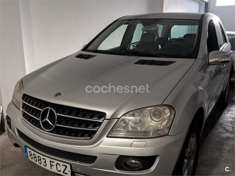 Usado Mercedes ML320 224 CV (164 kW) 2007 Gris / plata SUV