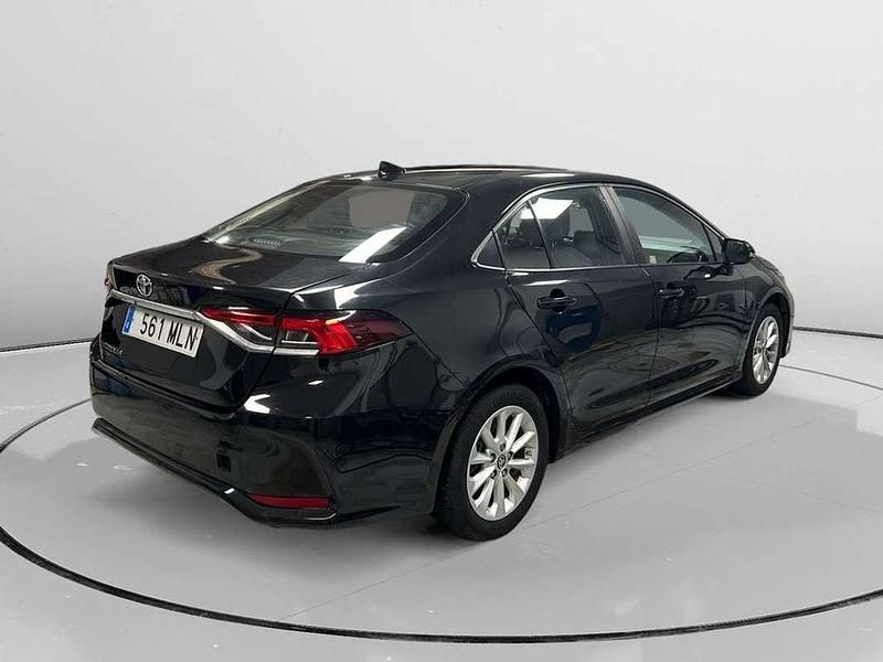 Usado Toyota Corolla 126 CV (92 kW) 2023 Negro Utilitario