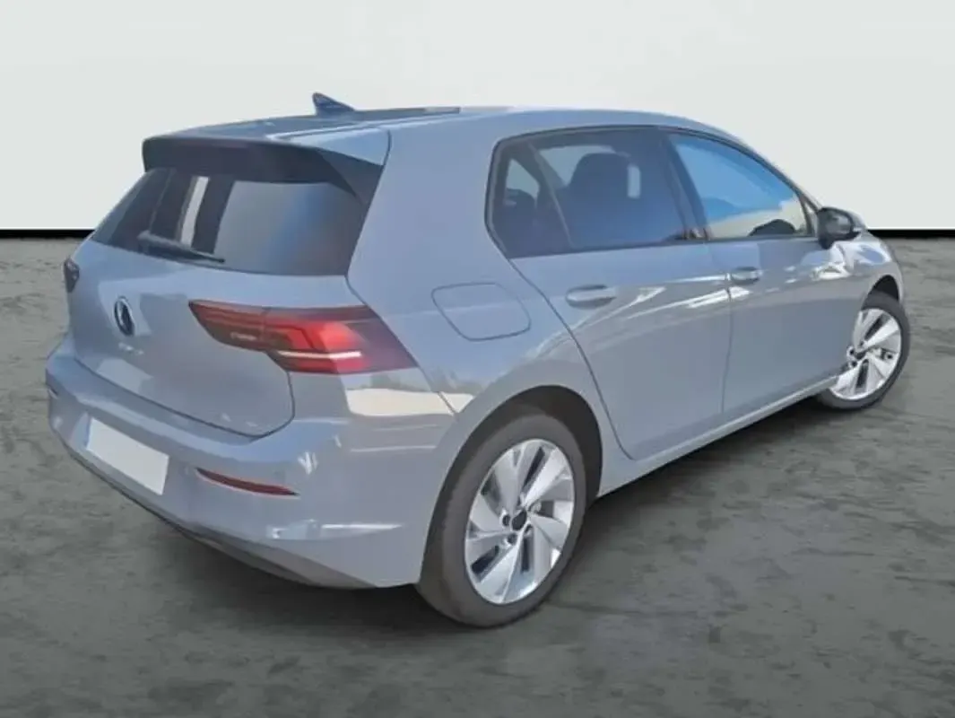 Begagnad VW Golf VIII 204 HK (150 kW) 2025 Grå Sedan