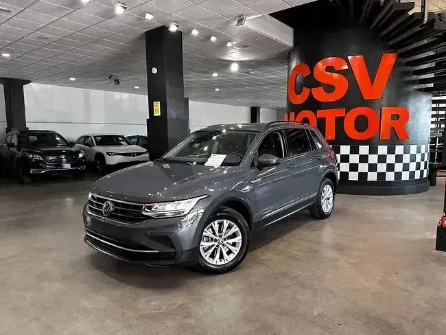 Usado VW Tiguan Life 246 CV (180 kW) 2022 Gris SUV