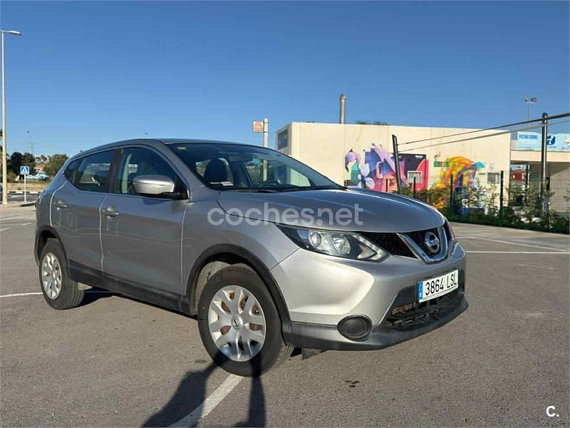 Gris / plata Usado 2015 Nissan Qashqai Tekna SUV | 9300 € (Super precio) - Imagen 1/4
