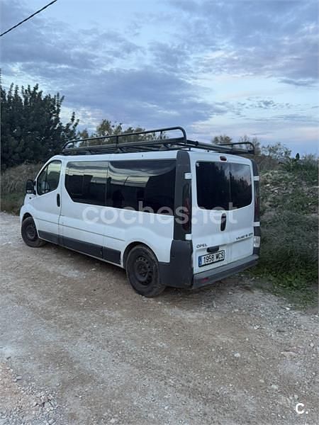 Blanco Usado 2008 Opel Vivaro Monovolumen | 6000 € (Precio justo) - Imagen 1/2