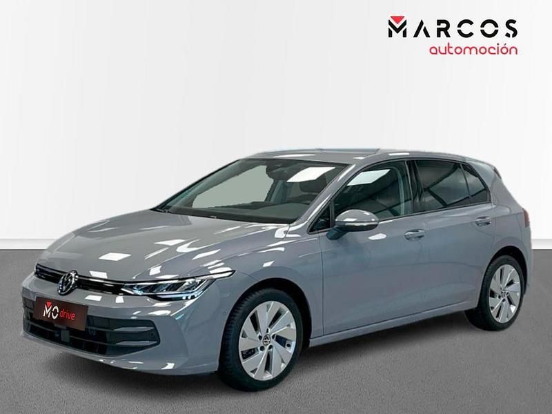 Gris Usado 2025 VW Golf VIII Berlina | 27.950 € (Precio justo) - Imagen 1/4