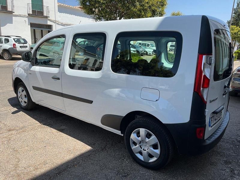 Usado Renault Kangoo 44 kW (60 CV) 2021 Blanco Monovolumen