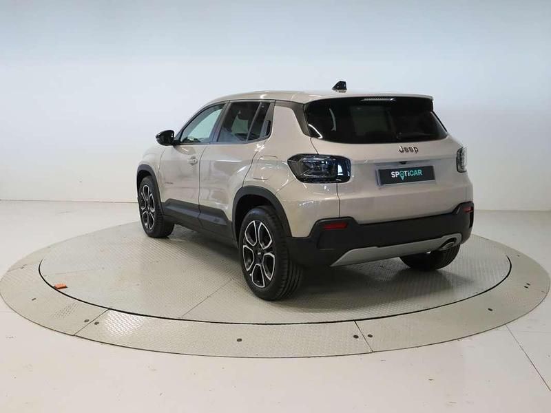 Usado Jeep Avenger Summit 101 CV (74 kW) 2025 Gris SUV