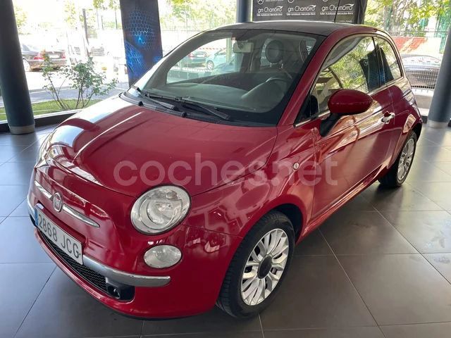 Usado Fiat 500 Lounge 69 HP (50 kW) 2015 Vermelho Sedan