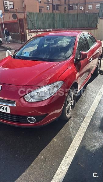 Usado Renault Fluence 110 CV (80 kW) 2013 Rojo Berlina