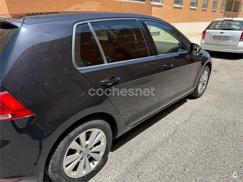 Usado VW Golf VII Edition 110 CV (80 kW) 2015 Negro Berlina