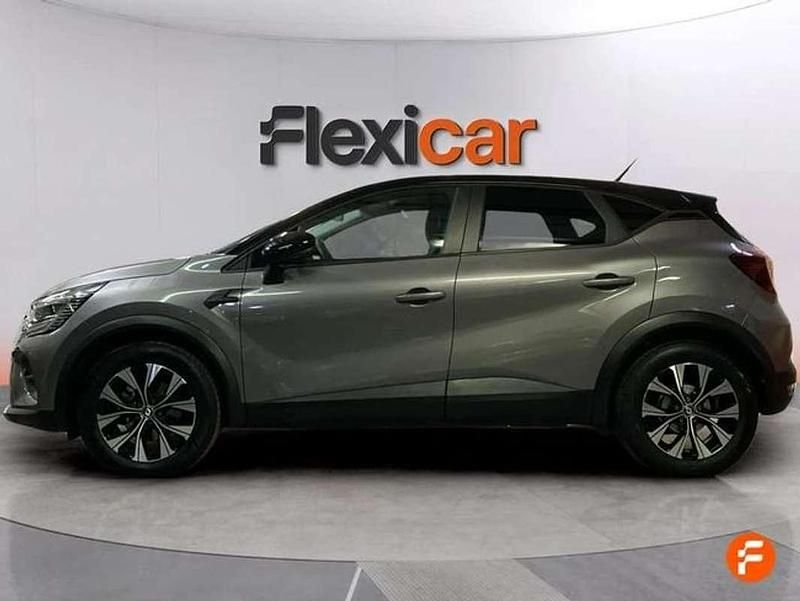 Begagnad Renault Captur Techno 145 HK (106 kW) 2023 Grå SUV